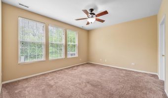 16 Christie Ct 16, Algonquin, IL 60102