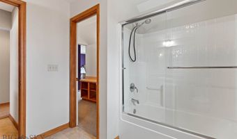 13920 Theisen Rd, Belgrade, MT 59714