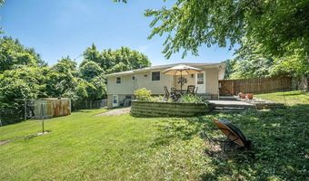 2390 Glenn Dr, Arnold, MO 63010