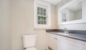 88 Wentworth Ave, Cranston, RI 02905