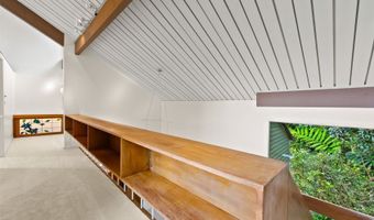 156 Forest Ridge Way, Honolulu, HI 96822
