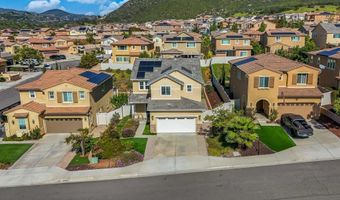 310 Falabella Ln, Fallbrook, CA 92028