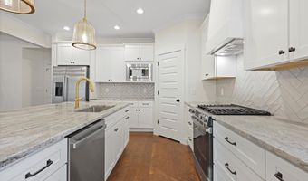 3471 Hawks Creek Dr, Apison, TN 37302