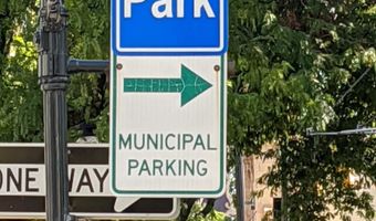 46 E BUTLER Avenue Unit 2Nd Level 2Nd Level, Ambler, PA 19002