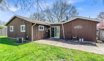 446 Yearling Dr, Berea, OH 44017