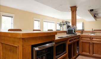 4797 Sunflower Ridge Dr NE, Ada, MI 49301