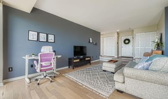 9900 GEORGIA Ave 27-716, Silver Spring, MD 20902