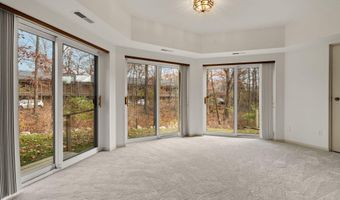 2125 Nature Cove Ct 108, Ann Arbor, MI 48104