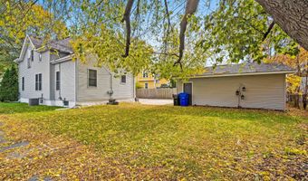 1209 N DREW St, Appleton, WI 54911