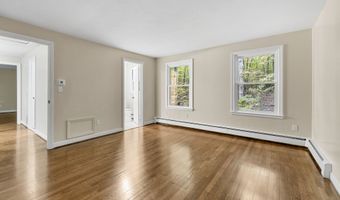 545 Simsbury Rd, Bloomfield, CT 06002