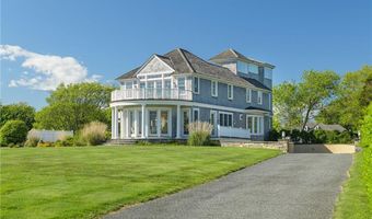 41 Castle Hill Ave, Newport, RI 02840