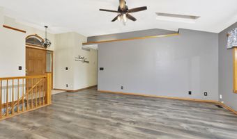 307 Cypress Ct, Andover, KS 67002