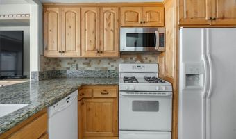 5249 Colodny 8, Agoura Hills, CA 91301