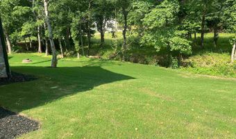 1007 Tudor Cottage Trl, Boiling Springs, SC 29316