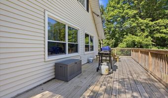 306 Mountain Rd, Albrightsville, PA 18210