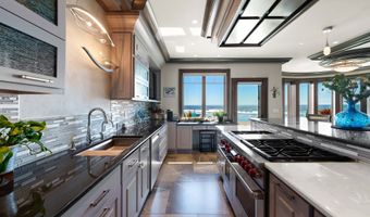 2488 BEACH LOOP Dr, Bandon, OR 97411