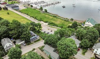 23 Commercial St, Belfast, ME 04915