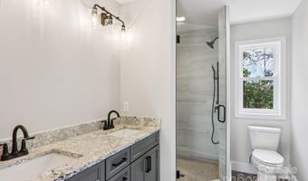 3 Fourth St, Asheville, NC 28803