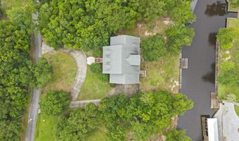 10051 Cain Rd, Bay St. Louis, MS 39520