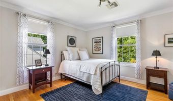 1 Mallard Cove Way, Barrington, RI 02806