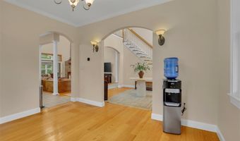 7 Tinker Pond Rd, Bolton, CT 06043