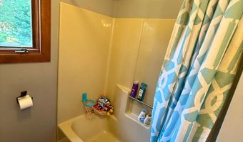 1002 DELEGLISE St, Antigo, WI 54409