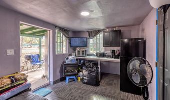 2137 Graphite Rd, Clay Springs, AZ 85923