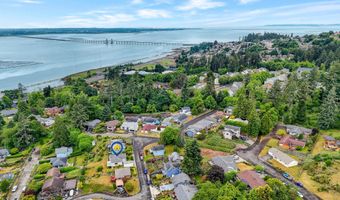 15 AUBURN Ave, Astoria, OR 97103