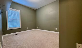 111 Michael Ln, Aberdeen, NC 28315