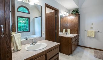 4336 Spruce Run, Akron, OH 44321