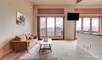 128 Leisure Mountain Rd, Asheville, NC 28804