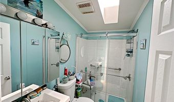 15 East Dr, East Providence, RI 02916