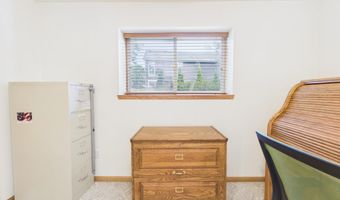 605 S Palmer Dr, Brandon, SD 57005