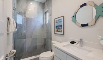 50 N SHORE Dr, Anna Maria, FL 34216