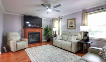 111 Windswept Dr E, Amsterdam, NY 12010