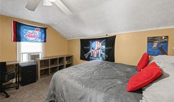 912 Hunt St, Akron, OH 44306