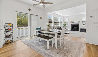 1 Melinda Ct, Bayville, NJ 08721