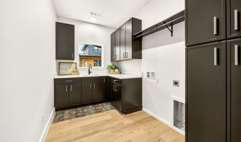 224 Alicia St, Ashland, OR 97520