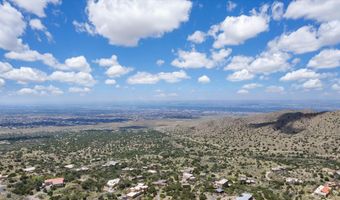 15 La Cueva Trl NE, Albuquerque, NM 87122