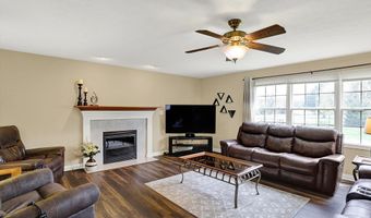 1611 Connemara Rd, Indianapolis, IN 46217