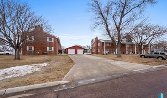 101 N Pipestone St 4, Brandon, SD 57005