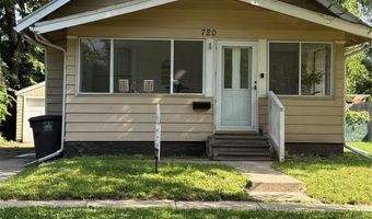 720 Morton Ave, Des Moines, IA 50316