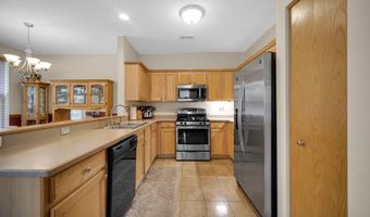 1580 Millbrook Dr, Algonquin, IL 60102