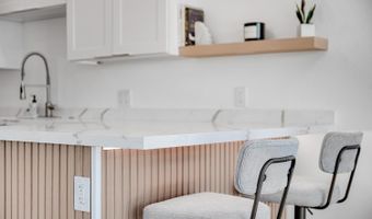 1669 Hoonanea St, Kihei, HI 96753