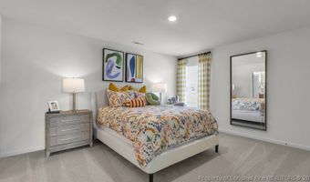 1121 Summer Daisy Dr, Aberdeen, NC 28315