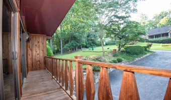 3570 Castlehill Ct, Tucker, GA 30084