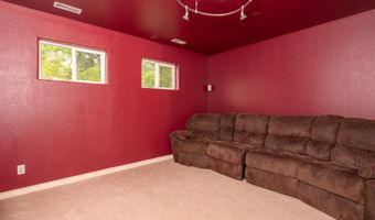 11855 SW FINCH St, Beaverton, OR 97007