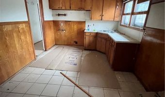 909 Highland Ave, Alice, TX 78332