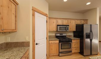 20000 Sorrento Pl, Bend, OR 97702