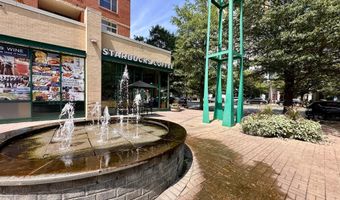 901 N MONROE St 1013, Arlington, VA 22201